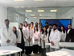 Научный кружок Linking Science и Институт урологии и клинической онкологии провели конференцию для иностранных студентов